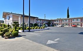 Rodeway Inn Near University-Gateway To Yosemite
